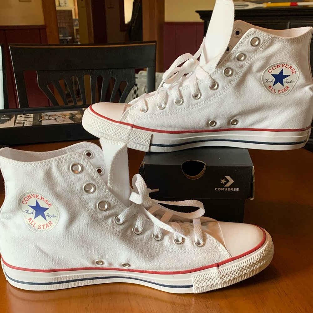 Brand New Converse White Hit Tops Size 10
